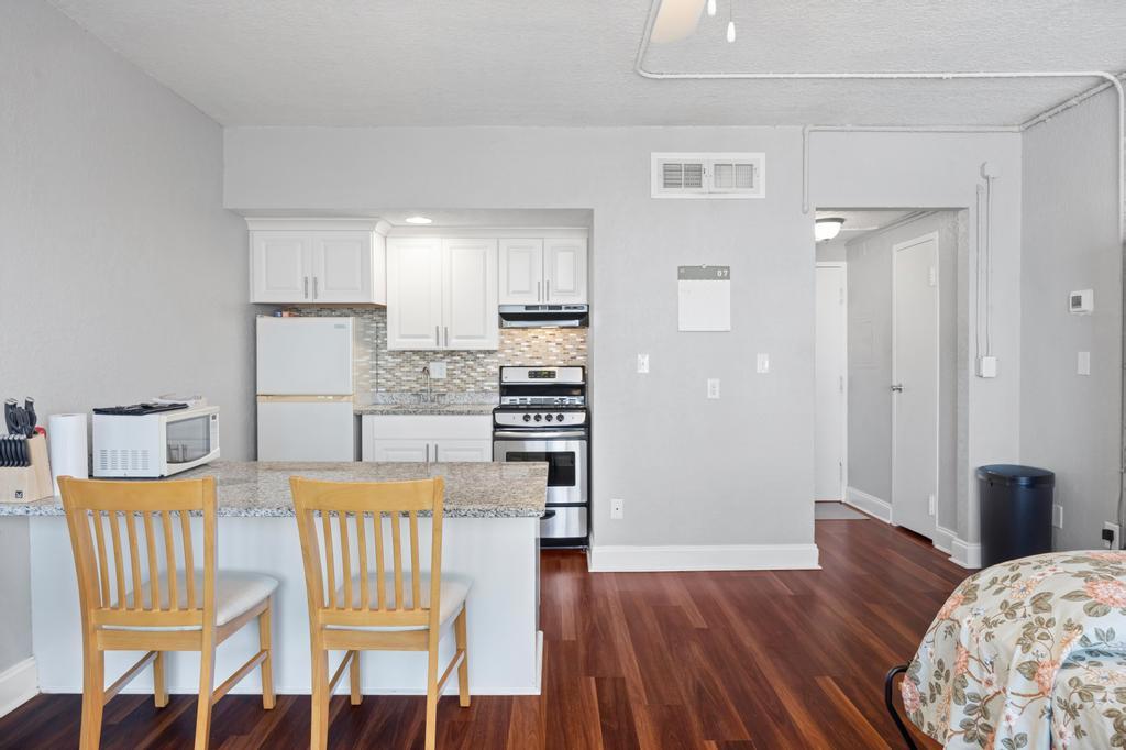 311 W ASHLEY Street #1015, Jacksonville, FL 32202 property image