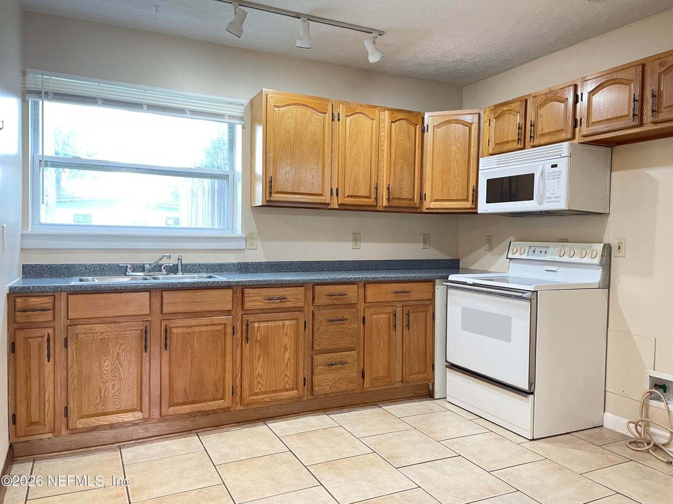 1717 LINDSEY Road, Jacksonville, FL 32221 property image