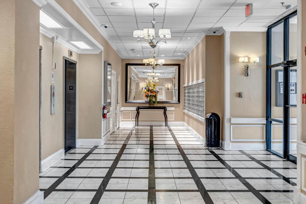 311 W ASHLEY Street #1015, Jacksonville, FL 32202 property image