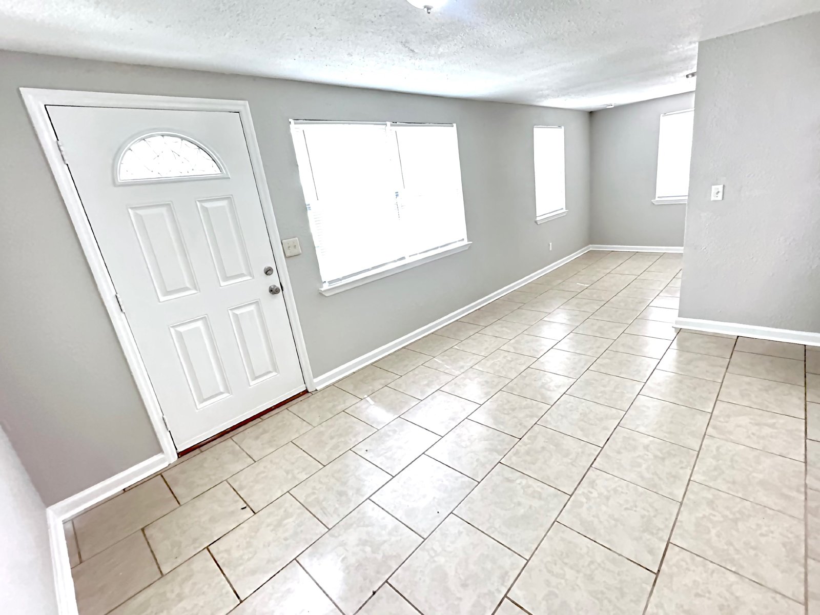 9071 3RD Avenue, Jacksonville, FL 32208 property image