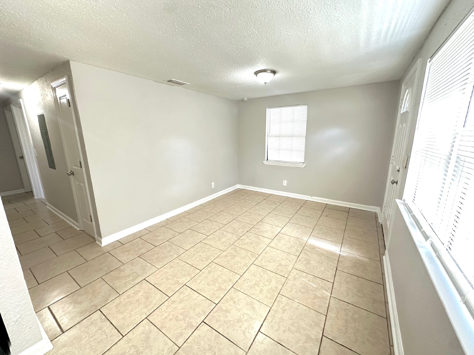 9071 3RD Avenue, Jacksonville, FL 32208 property image
