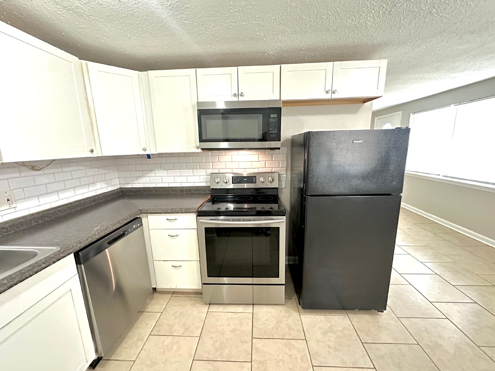 9071 3RD Avenue, Jacksonville, FL 32208 property image