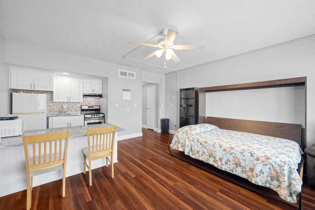311 W ASHLEY Street #1015, Jacksonville, FL 32202 property image